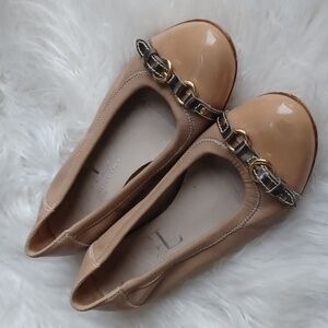 AGL  leather flats